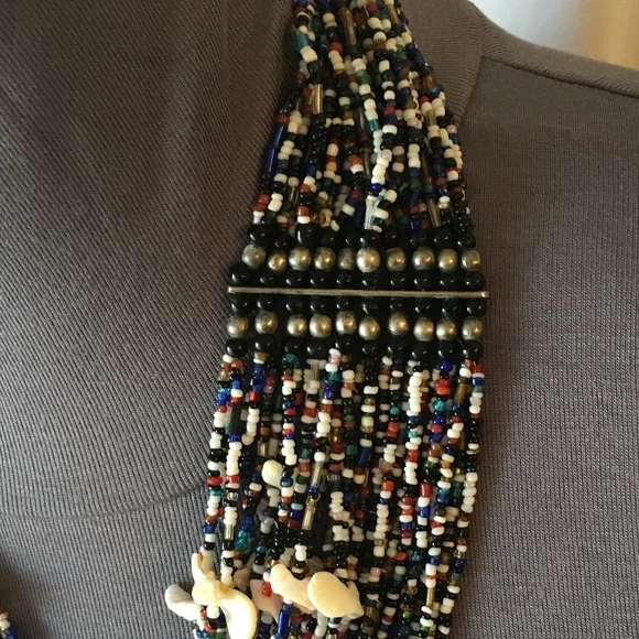 SOLD—Vintage 1970’s Beaded Seashell Tribal Layer Bib Necklace from Aruba - Picture 6 of 16